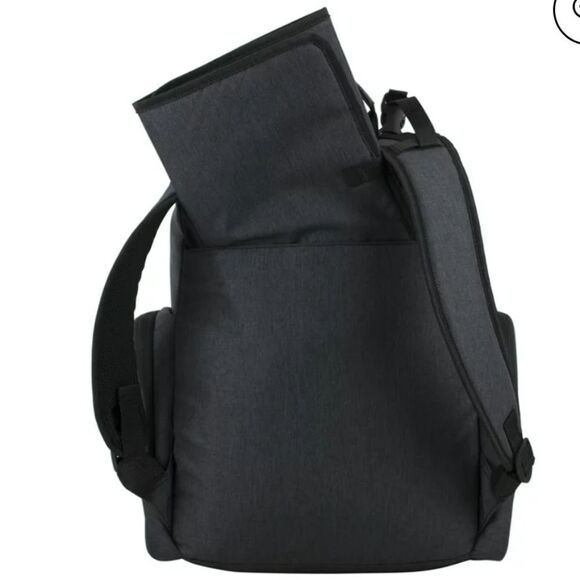 BRAND NEW EASTSPORT WOOSTER ST.DIAPER BACKPACK - Picture 8 of 16